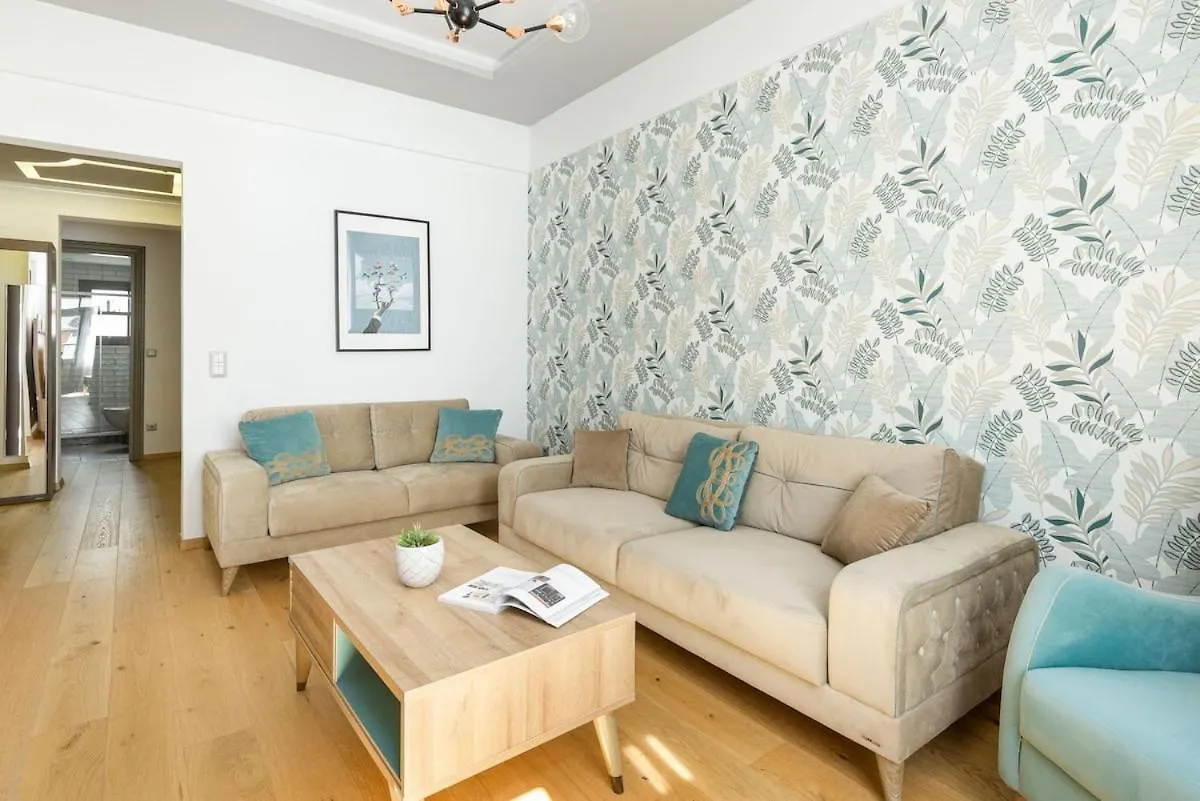 Innovative Upscale 2-Br Flat In Premium Location Thessaloniki