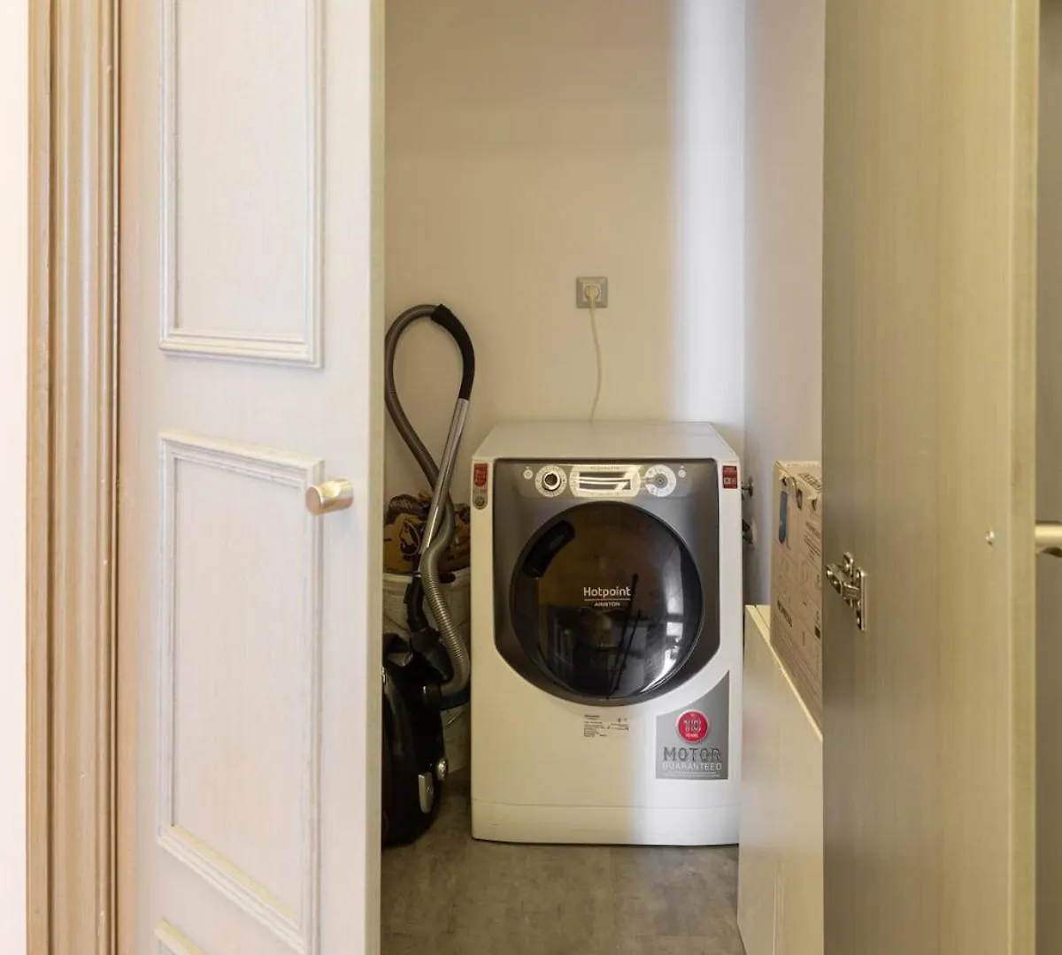 Innovative Upscale 2-Br Flat In Premium Location Thessaloniki 0*,
